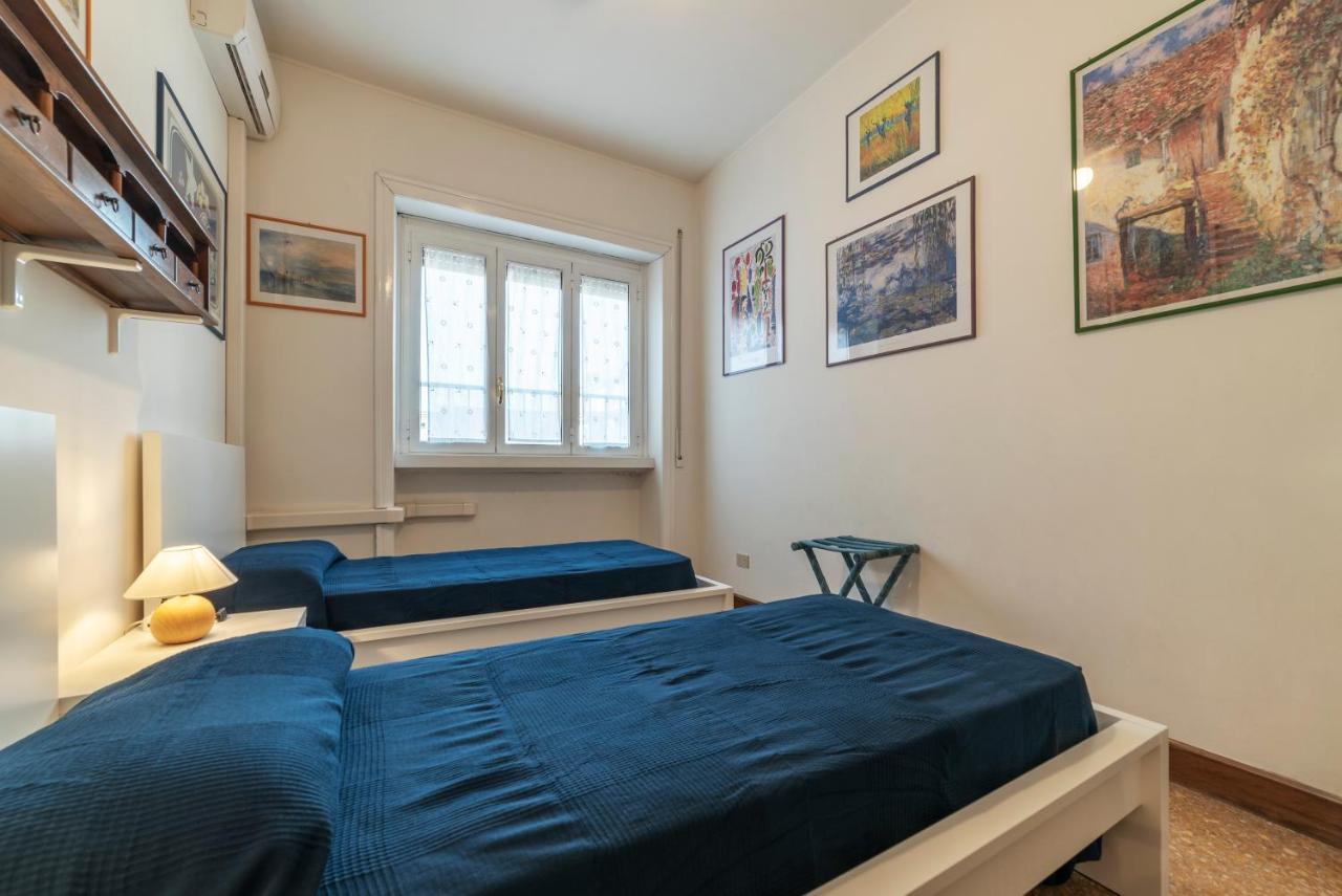 Roomy And Bright Apartment With Terrace Rome Luaran gambar